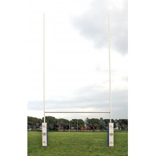 Porte rugby regolamentari in alluminio a sezione ellittica, H. fuori terra mt. 17.10 ca. Prezzo Coppia